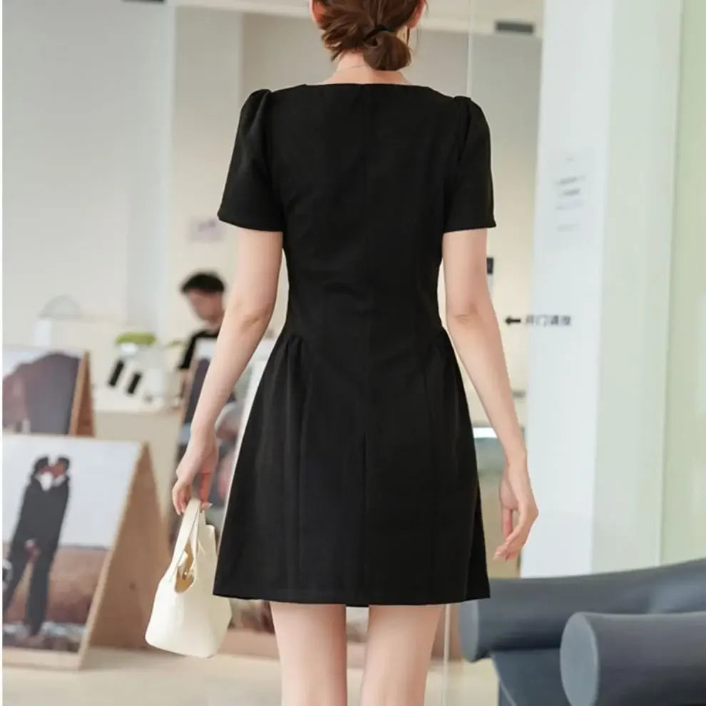 Korean style dress women's summer dress new plus size slim fashion temperament elegant casual Hepburn style little black dress.