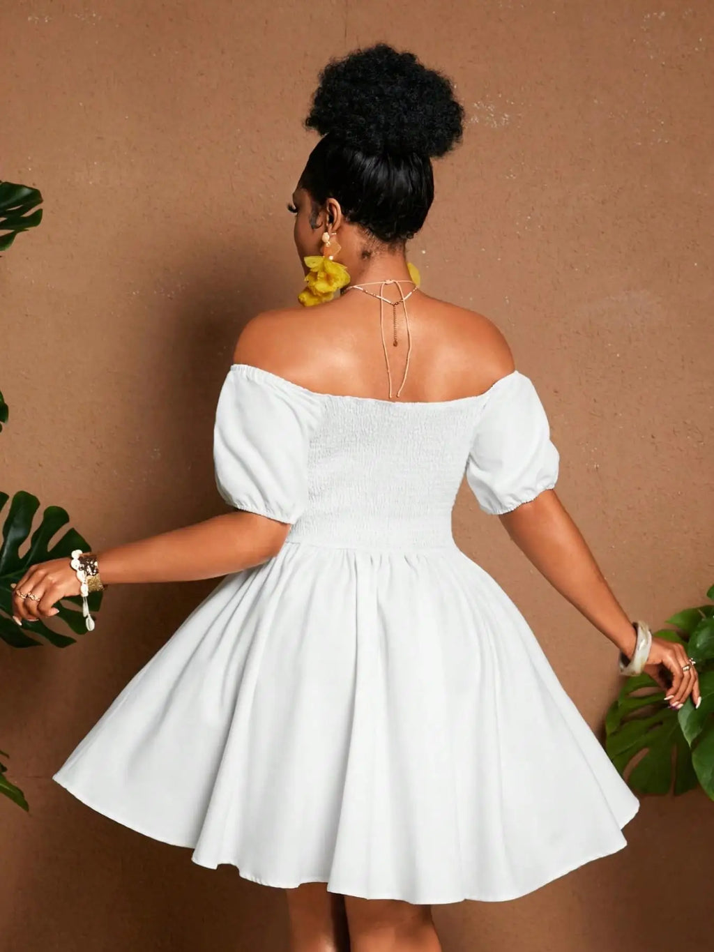 Plus Size Women One-Shoulder Waist-Tie Bubble Sleeve Dress, Summer Vacation Style, Casual Short Dress, Plain Pattern